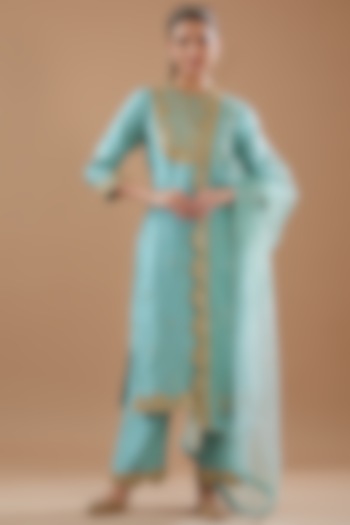 Sea Blue Spun Silk Hand Embroidered Kurta Set by SURBHI SHAH at Pernia's Pop Up Shop