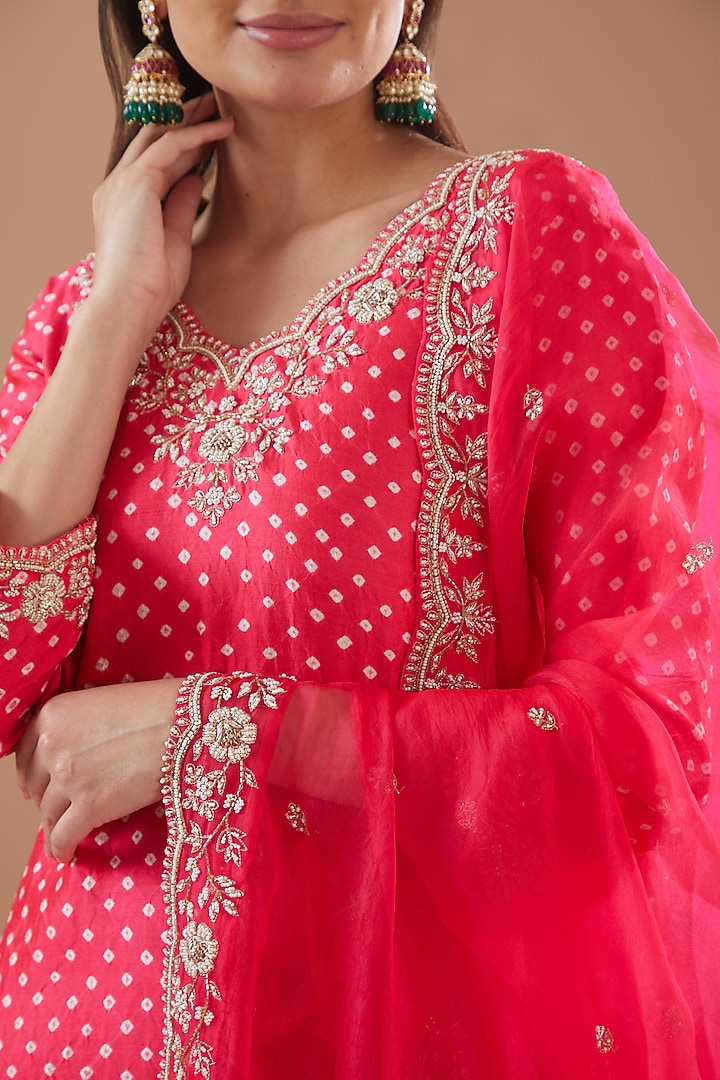 Tomato Red Spun Silk Hand Embroidered Kurta Set by SURBHI SHAH at Pernia's Pop Up Shop