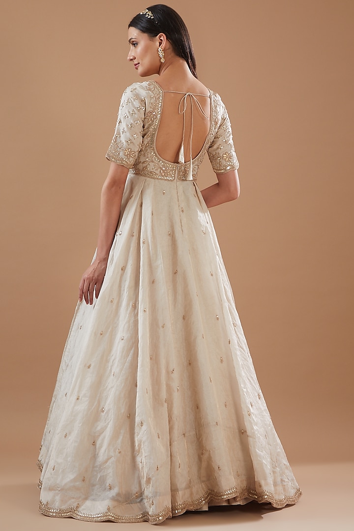 Silver Tissue Embroidered Wedding Lehenga Set by SURBHI SHAH at Pernia's Pop Up Shop