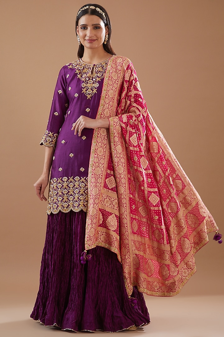 Purple Pure Spun Silk Hand Embroidered Kurta Set by SURBHI SHAH at Pernia's Pop Up Shop