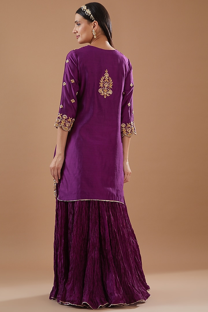 Purple Pure Spun Silk Hand Embroidered Kurta Set by SURBHI SHAH at Pernia's Pop Up Shop