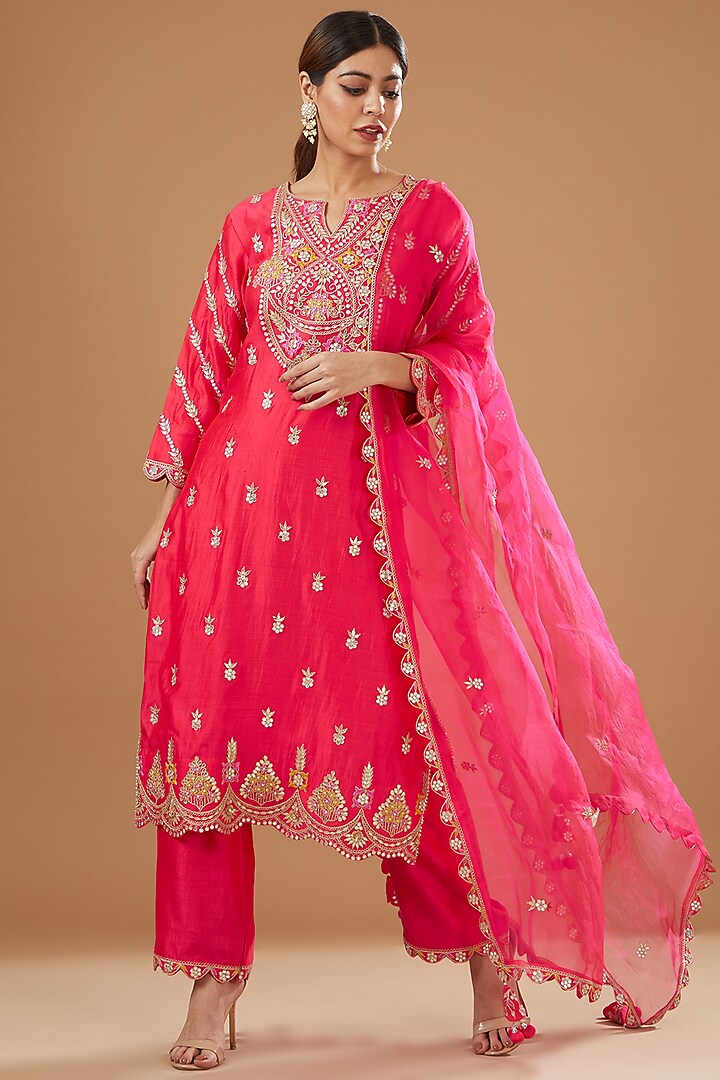 Red Pure Spun Silk Embroidered Kurta Set by SURBHI SHAH at Pernia's Pop Up Shop