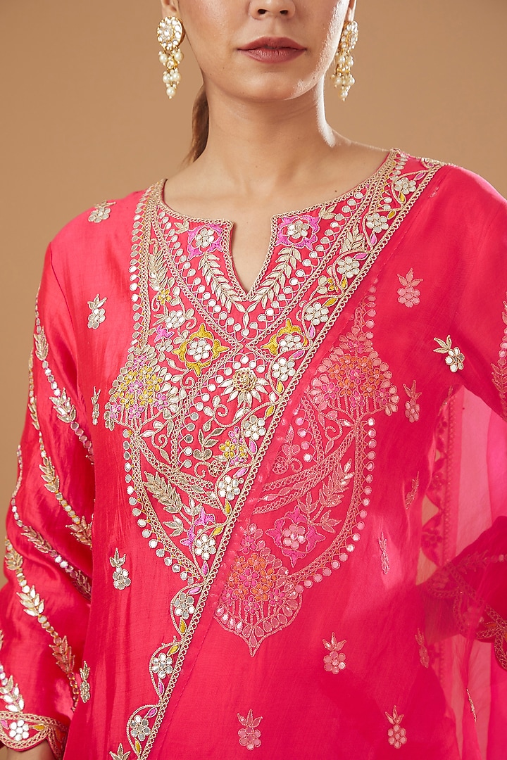 Red Pure Spun Silk Embroidered Kurta Set by SURBHI SHAH at Pernia's Pop Up Shop