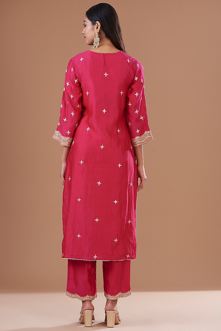Red Pure Spun Silk Hand Embroidered Kurta Set by SURBHI SHAH at Pernia's Pop Up Shop