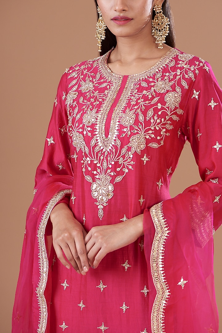 Red Pure Spun Silk Hand Embroidered Kurta Set by SURBHI SHAH at Pernia's Pop Up Shop