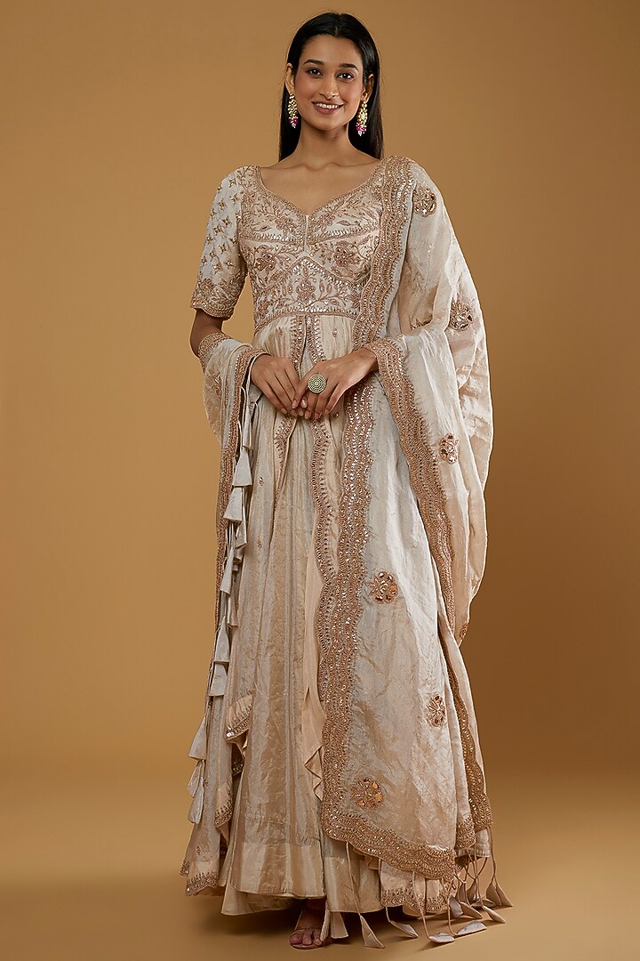 Silver Silk Embroidered Wedding Lehenga Set by SURBHI SHAH at Pernia's Pop Up Shop