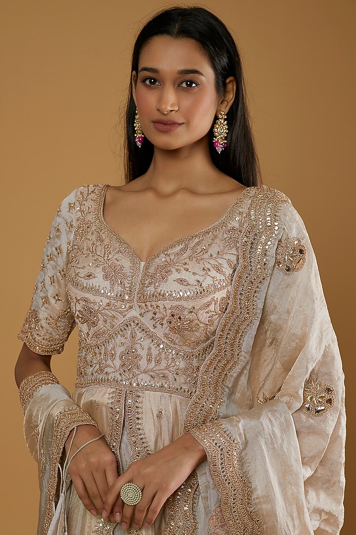 Silver Silk Embroidered Wedding Lehenga Set by SURBHI SHAH at Pernia's Pop Up Shop