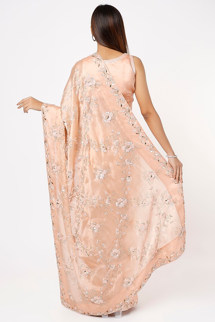 Powder Peach Satin Organza Embroidered Reception Saree Set by SURBHI SHAH at Pernia's Pop Up Shop