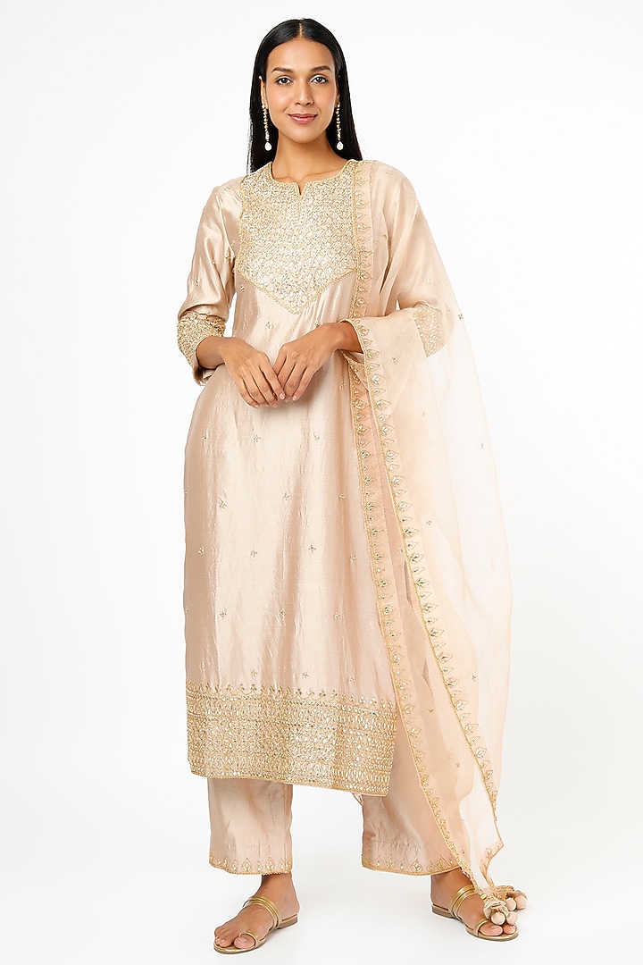 Beige Hand Embroidered Kurta Set by SURBHI SHAH at Pernia's Pop Up Shop