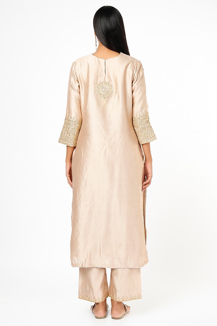 Beige Hand Embroidered Kurta Set by SURBHI SHAH at Pernia's Pop Up Shop