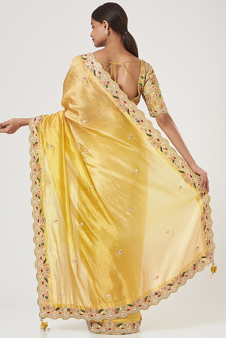 Yellow Organza Wedding Saree Set by SURBHI SHAH at Pernia's Pop Up Shop