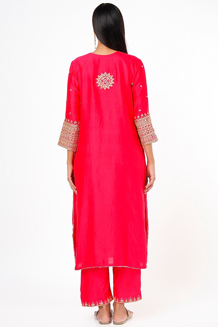 Bright Red Pure Spun Silk Kurta Set by SURBHI SHAH at Pernia's Pop Up Shop