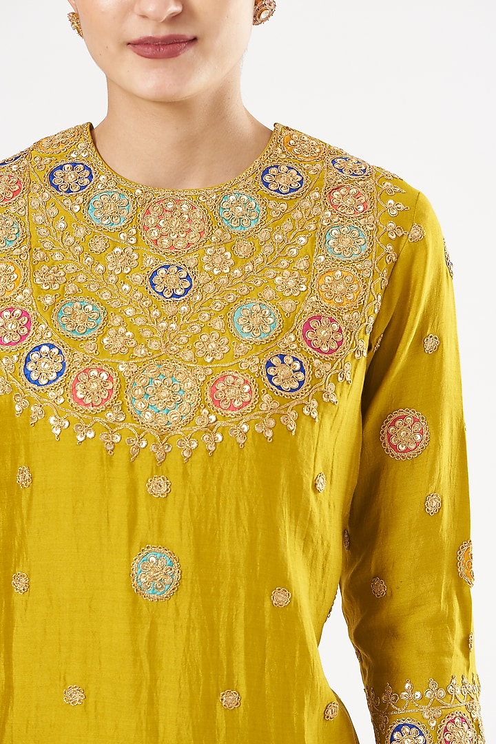 Mustard Hand Embroidered Kurta Set by SURBHI SHAH at Pernia's Pop Up Shop