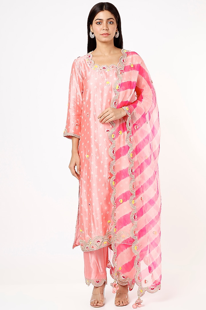 Pink Pure Spun Silk Kurta Set by SURBHI SHAH at Pernia's Pop Up Shop