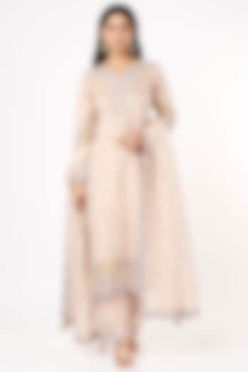 Rose Gold Tissue Kurta Set by SURBHI SHAH at Pernia's Pop Up Shop