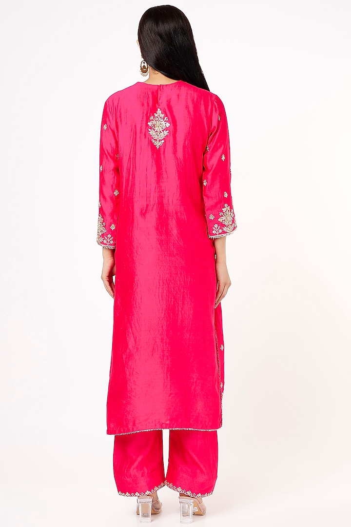 Hot Pink Embroidered Kurta Set by SURBHI SHAH at Pernia's Pop Up Shop