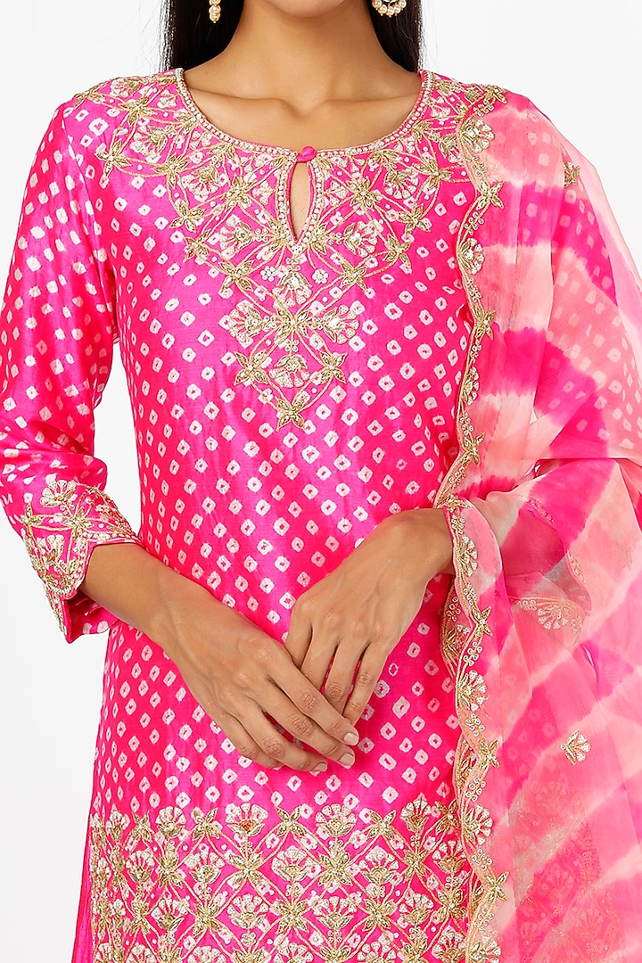Hot Pink Hand Embroidered Kurta Set by SURBHI SHAH at Pernia's Pop Up Shop