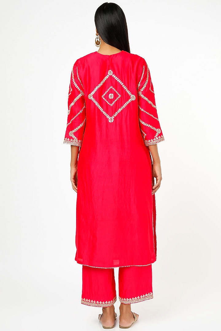 Bright Red Embroidered Kurta Set by SURBHI SHAH at Pernia's Pop Up Shop