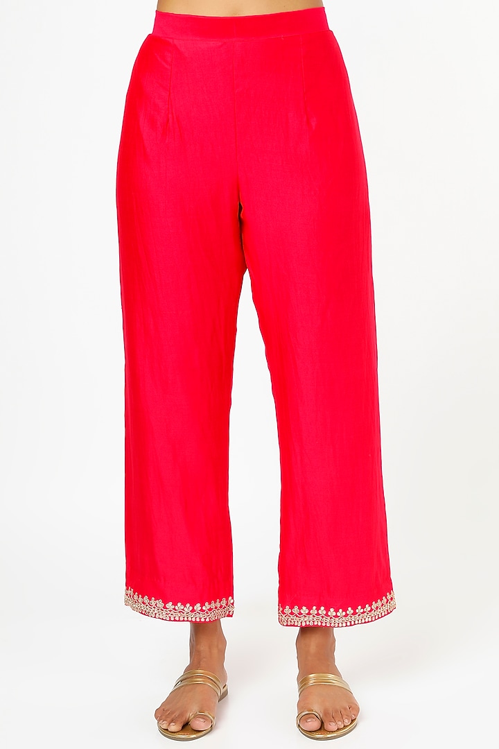 Bright Red Embroidered Kurta Set by SURBHI SHAH at Pernia's Pop Up Shop