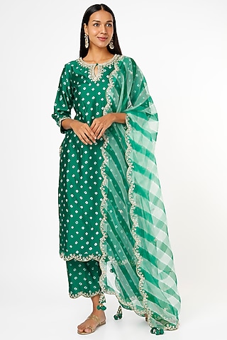 Ink Green Hand Embroidered Kurta Set by SURBHI SHAH