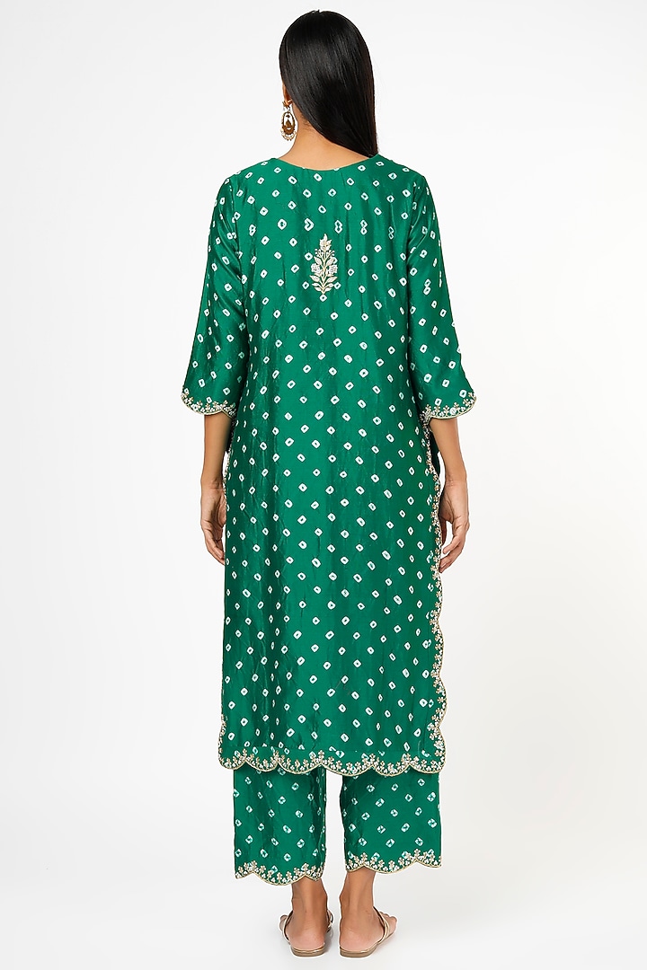 Ink Green Hand Embroidered Kurta Set by SURBHI SHAH at Pernia's Pop Up Shop
