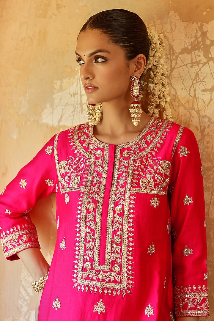 Strawberry Red Spun Silk Marori Work Kurta Set by Surbhi Shah at Pernia's Pop Up Shop