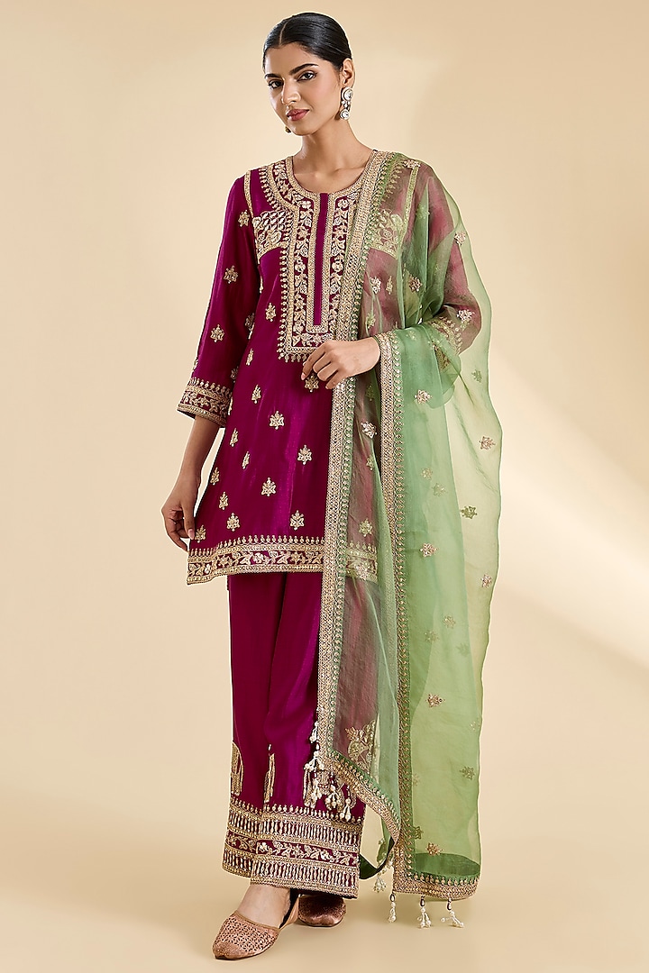 Berry Magenta Spun Silk Gota Cheed Work Kurta Set by SURBHI SHAH at Pernia's Pop Up Shop