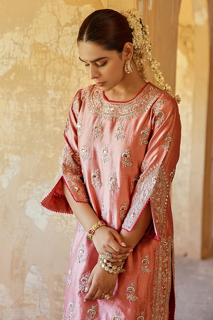 Old Rose Spun Silk Marori Work Kurta Set by Surbhi Shah at Pernia's Pop Up Shop