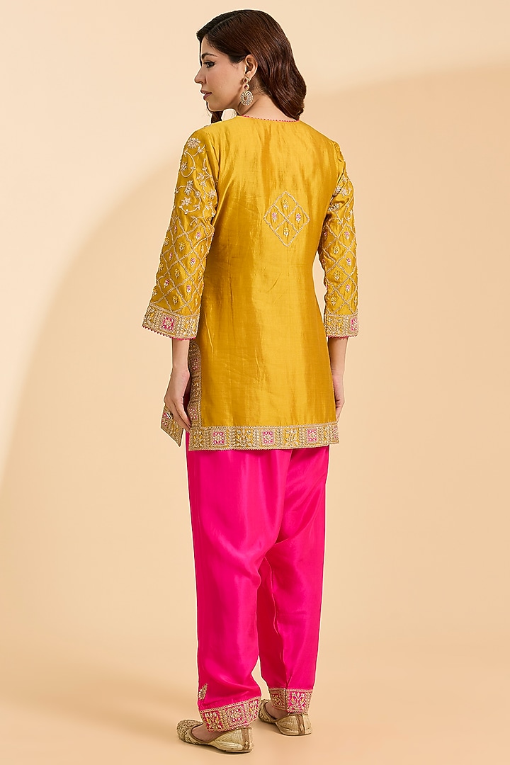 Mustard Spun Silk Marori Patch Work Kurta Set by Surbhi Shah at Pernia's Pop Up Shop