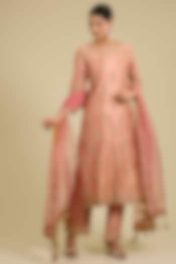 Old Rose Spun Silk Marori & Sequins Work Kurta Set by SURBHI SHAH at Pernia's Pop Up Shop