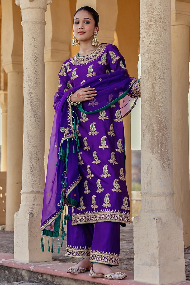 Purple Spun Silk Marori Work Kurta Set by Surbhi Shah at Pernia's Pop Up Shop