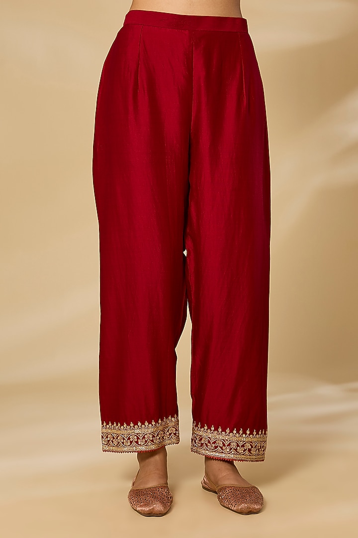 Maroon Spun Silk Sequins Work Kurta Set by SURBHI SHAH at Pernia's Pop Up Shop