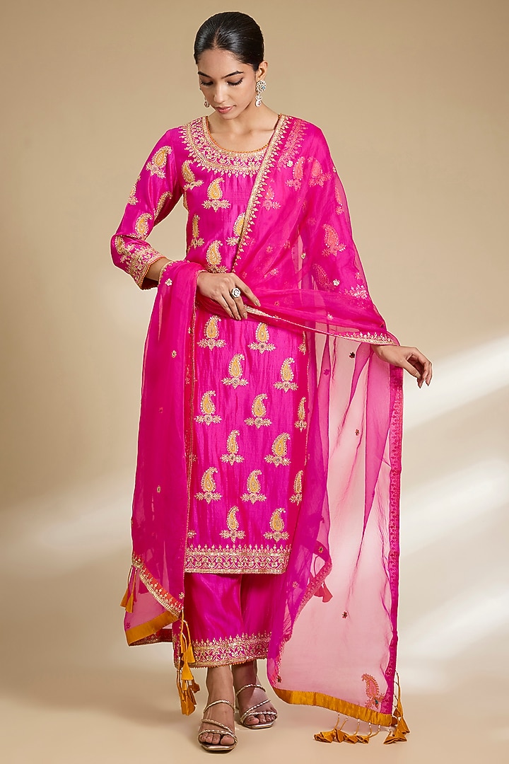 Rani Pink Spun Silk Marodi Embroidered Kurta Set by SURBHI SHAH at Pernia's Pop Up Shop