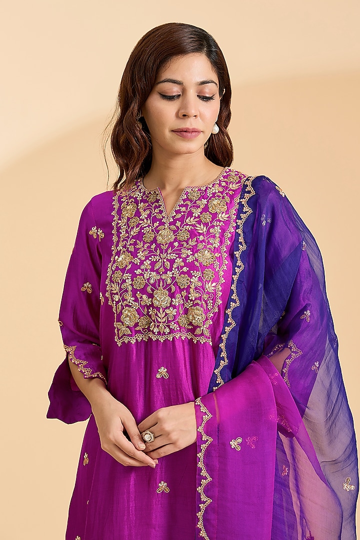 Magenta Spun Silk Zardosi Work Kurta Set by Surbhi Shah at Pernia's Pop Up Shop