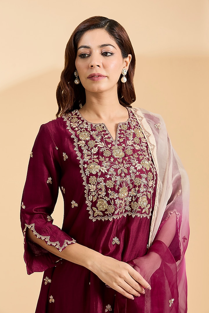 Maroon Spun Silk Zardosi Work Kurta Set by Surbhi Shah at Pernia's Pop Up Shop