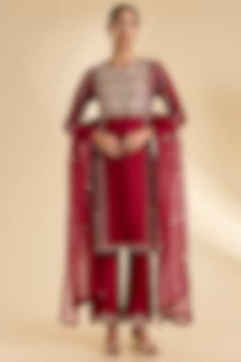 Maroon Spun Silk Gota & Marori Work Kurta Set by SURBHI SHAH at Pernia's Pop Up Shop