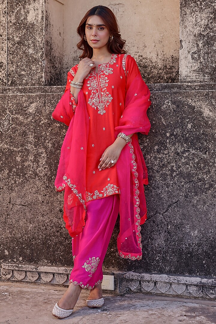 Sunset Orange Spun Silk Sequins Work Kurta Set by SURBHI SHAH at Pernia's Pop Up Shop