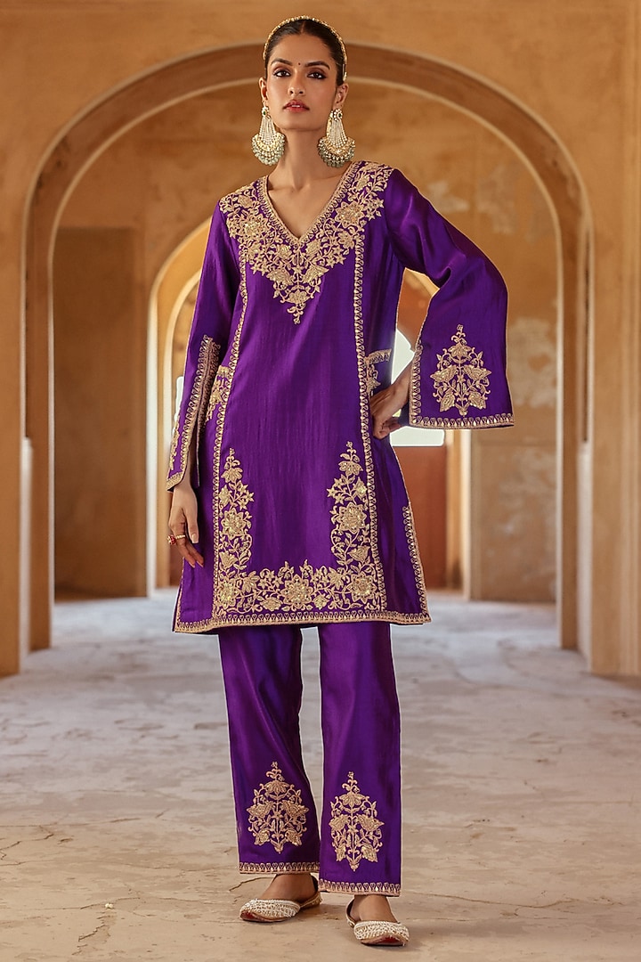 Purple Spun Silk Sequins Work Kurta Set by SURBHI SHAH at Pernia's Pop Up Shop