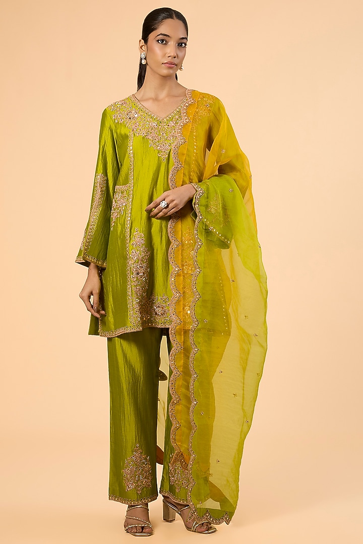 Parrot Green Spun Silk Marori & Sequin Work Kurta Set by SURBHI SHAH at Pernia's Pop Up Shop