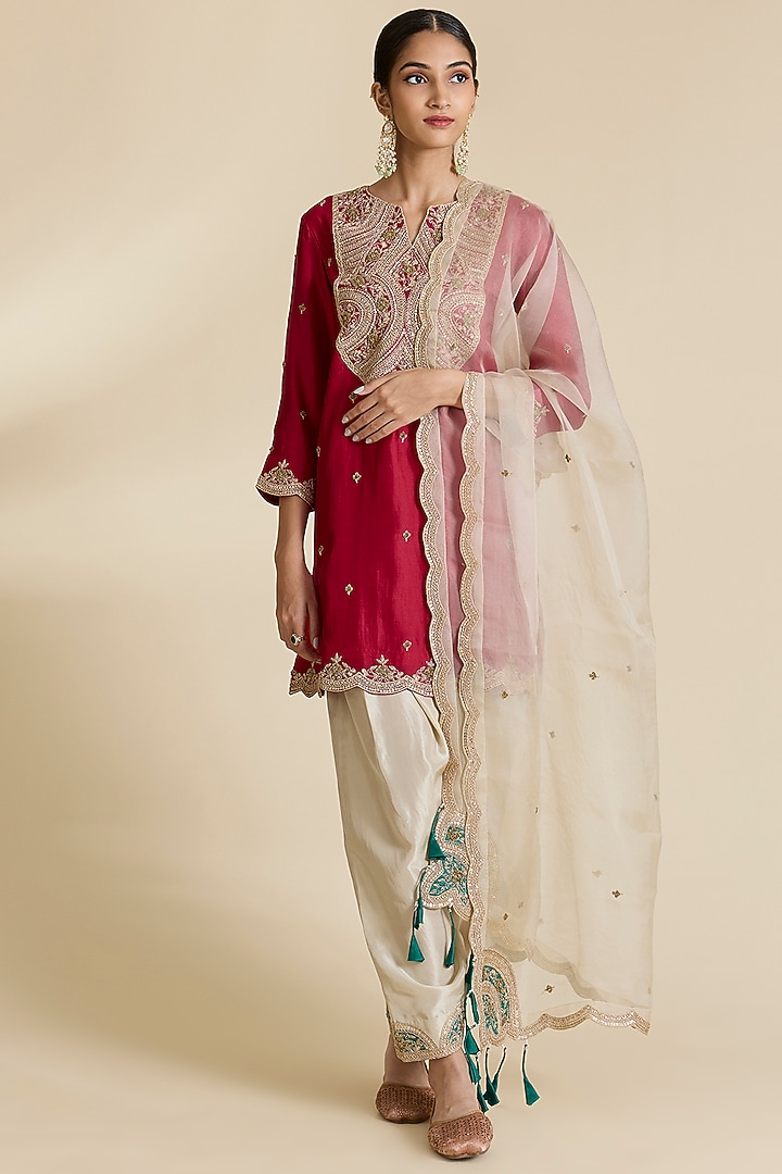Maroon Spun Silk Marori & Gota Work Kurta Set by SURBHI SHAH at Pernia's Pop Up Shop