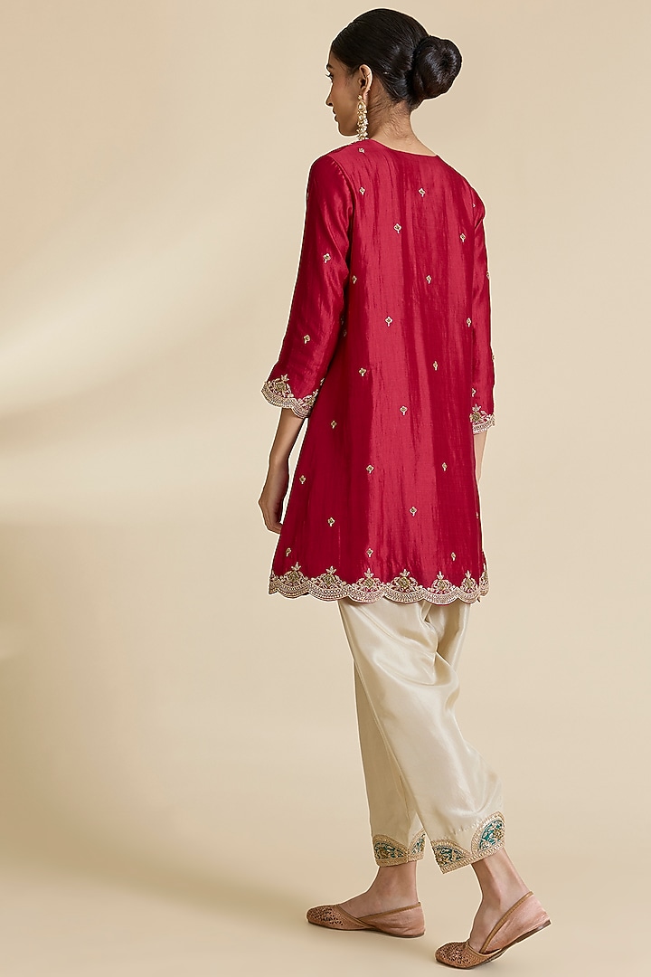 Maroon Spun Silk Marori & Gota Work Kurta Set by SURBHI SHAH at Pernia's Pop Up Shop