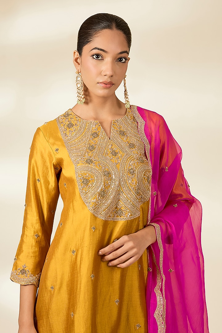 Yellow Spun Silk Zardosi Work Kurta Set by Surbhi Shah at Pernia's Pop Up Shop