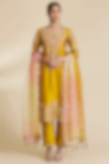 Mustard Spun Silk Marori & Sequins Work Kurta Set by SURBHI SHAH at Pernia's Pop Up Shop