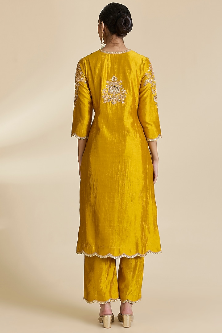 Mustard Spun Silk Marori & Sequins Work Kurta Set by SURBHI SHAH at Pernia's Pop Up Shop