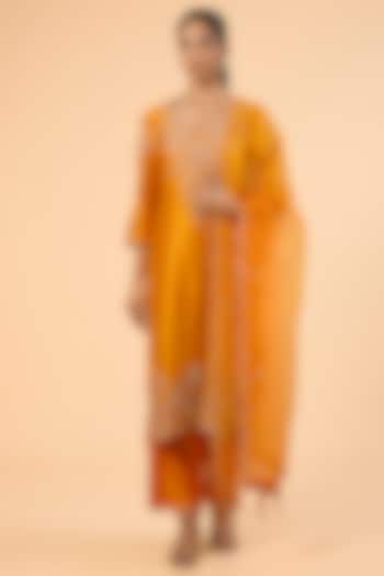 Mango Yellow Spun Silk Marori & Sequin Work Kurta Set by SURBHI SHAH at Pernia's Pop Up Shop