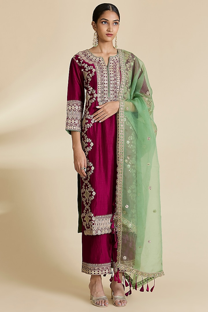 Berry Magenta Spun Silk Marori & Gota Work Kurta Set by SURBHI SHAH at Pernia's Pop Up Shop
