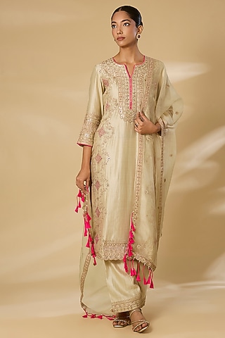 Pearl White Spun Silk Marori Work Kurta Set by SURBHI SHAH