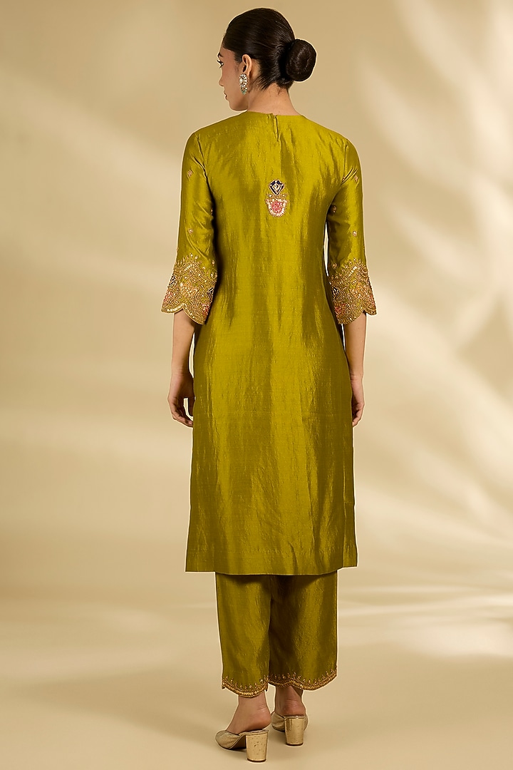 Lime Green Spun Silk Mirror Work Kurta Set by SURBHI SHAH at Pernia's Pop Up Shop