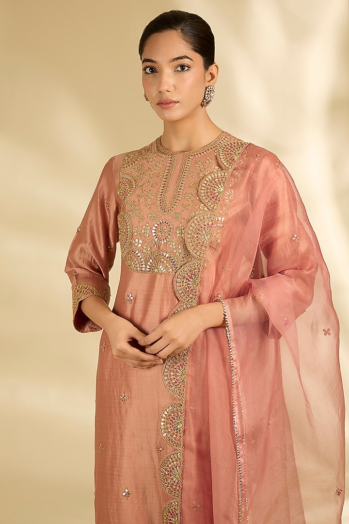Old Rose Spun Silk Mirror Work Kurta Set by SURBHI SHAH at Pernia's Pop Up Shop