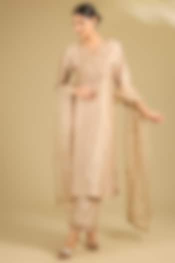 Pearl White Spun Silk Mirror Work Kurta Set by SURBHI SHAH at Pernia's Pop Up Shop